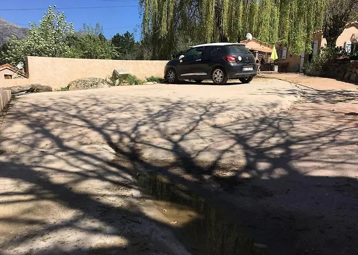 Mini De Charme.
