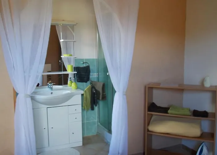 Mini De Charme. Villa